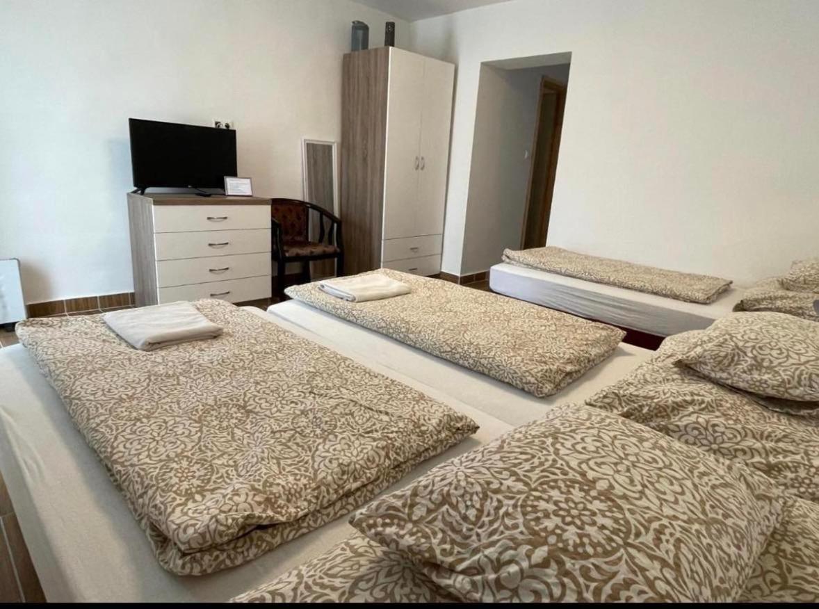 Freedom Apartman Mórahalom 外观 照片